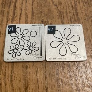 Provo Craft Flower Dies (2)